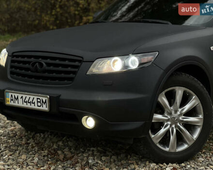 Черный Инфинити FX 45, объемом двигателя 4.5 л и пробегом 293 тыс. км за 15000 $, фото 3 на Automoto.ua