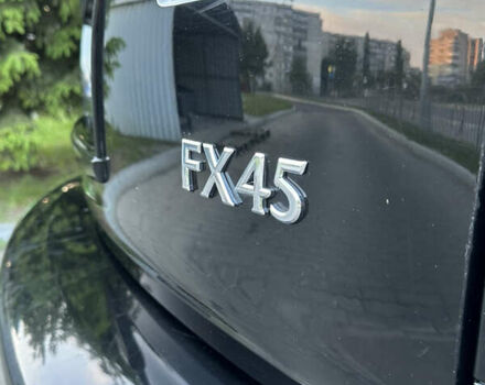 Черный Инфинити FX 45, объемом двигателя 4.5 л и пробегом 295 тыс. км за 12999 $, фото 21 на Automoto.ua