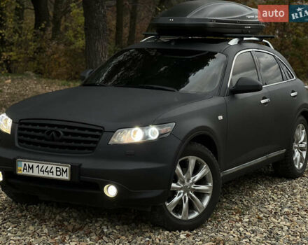 Черный Инфинити FX 45, объемом двигателя 4.5 л и пробегом 293 тыс. км за 15000 $, фото 2 на Automoto.ua