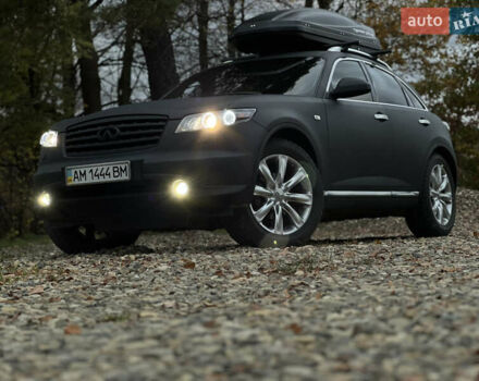 Черный Инфинити FX 45, объемом двигателя 4.5 л и пробегом 293 тыс. км за 15000 $, фото 1 на Automoto.ua
