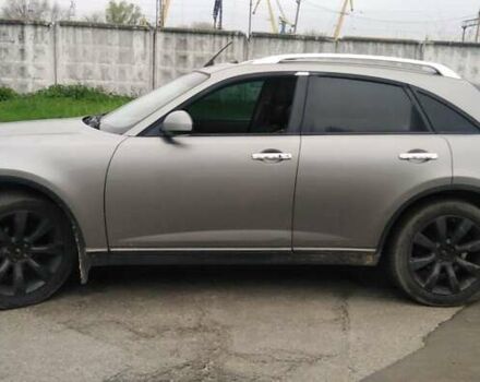 Сірий Інфініті FX 45, об'ємом двигуна 4.5 л та пробігом 186 тис. км за 9999 $, фото 8 на Automoto.ua