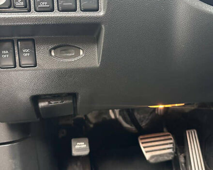 Черный Инфинити ФХ 50, объемом двигателя 5 л и пробегом 207 тыс. км за 11500 $, фото 3 на Automoto.ua