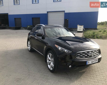 Черный Инфинити ФХ 50, объемом двигателя 5 л и пробегом 120 тыс. км за 12999 $, фото 3 на Automoto.ua