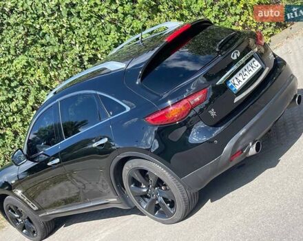 Черный Инфинити ФХ 50, объемом двигателя 5.03 л и пробегом 240 тыс. км за 13333 $, фото 2 на Automoto.ua