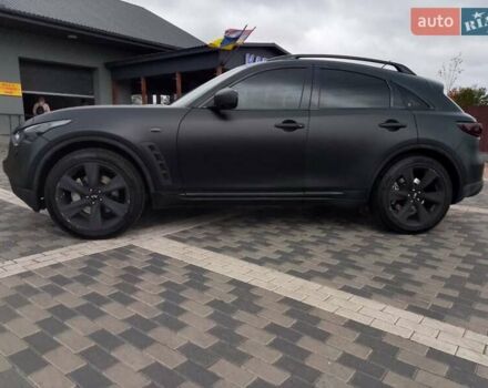 Черный Инфинити ФХ 50, объемом двигателя 5 л и пробегом 180 тыс. км за 13200 $, фото 4 на Automoto.ua