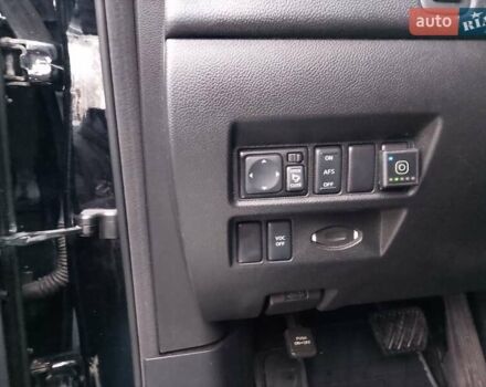 Черный Инфинити ФХ 50, объемом двигателя 5 л и пробегом 180 тыс. км за 13200 $, фото 14 на Automoto.ua