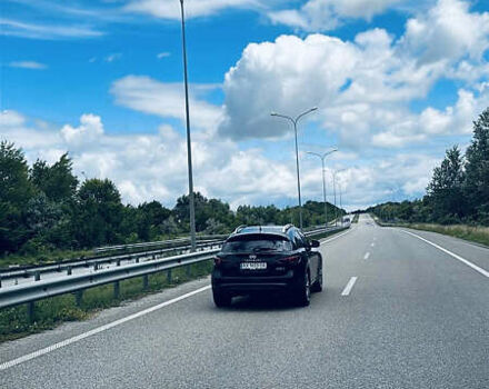 Чорний Інфініті ФХ 50, об'ємом двигуна 5.03 л та пробігом 194 тис. км за 15700 $, фото 8 на Automoto.ua