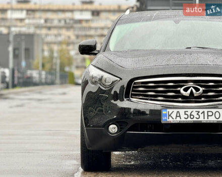 Инфинити ФХ 50 2010 в Киеве на Automoto.ua Черный Инфинити ФХ 50, объемом двигателя 5 л и пробегом 65 тыс. км за 19500 $, фото 3 на Automoto.ua