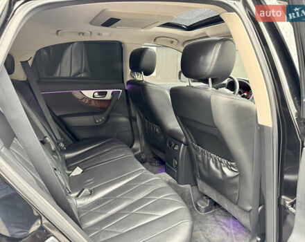 Инфинити ФХ 50 2010 в Киеве на Automoto.ua Черный Инфинити ФХ 50, объемом двигателя 5 л и пробегом 65 тыс. км за 19500 $, фото 39 на Automoto.ua