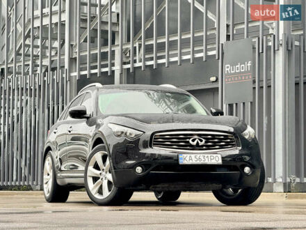 Инфинити ФХ 50 2010 в Киеве на Automoto.ua Черный Инфинити ФХ 50, объемом двигателя 5 л и пробегом 65 тыс. км за 19500 $, фото 1 на Automoto.ua