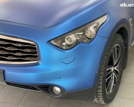 Инфинити ФХ 50, объемом двигателя 5 л и пробегом 134 тыс. км за 10990 $, фото 4 на Automoto.ua