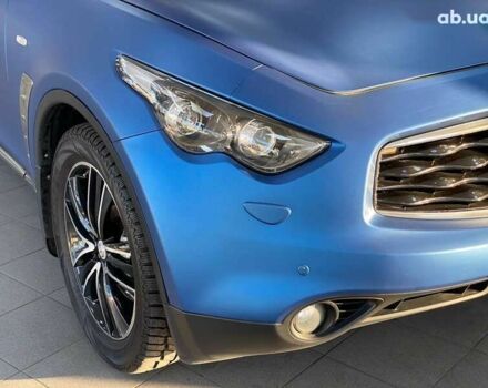 Инфинити ФХ 50, объемом двигателя 5 л и пробегом 134 тыс. км за 10990 $, фото 2 на Automoto.ua