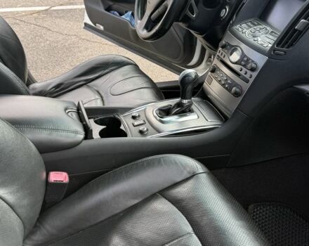 Инфинити G25 2010 в Киеве на Automoto.ua Белый Инфинити G25, объемом двигателя 2.5 л и пробегом 229 тыс. км за 9700 $, фото 4 на Automoto.ua