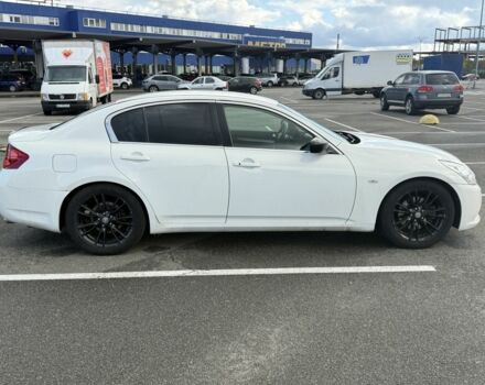 Инфинити G25 2010 в Киеве на Automoto.ua Белый Инфинити G25, объемом двигателя 2.5 л и пробегом 229 тыс. км за 9700 $, фото 2 на Automoto.ua