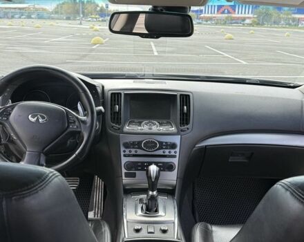 Инфинити G25 2010 в Киеве на Automoto.ua Белый Инфинити G25, объемом двигателя 2.5 л и пробегом 229 тыс. км за 9700 $, фото 9 на Automoto.ua