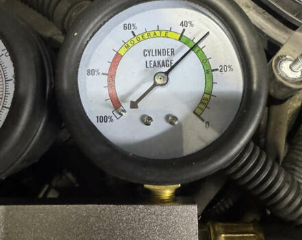 Белый Инфинити G25, объемом двигателя 2.5 л и пробегом 167 тыс. км за 9000 $, фото 13 на Automoto.ua