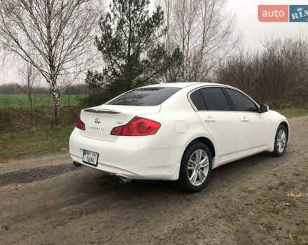Білий Інфініті G25, об'ємом двигуна 2.5 л та пробігом 186 тис. км за 10800 $, фото 12 на Automoto.ua