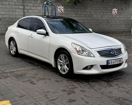 Белый Инфинити G25, объемом двигателя 2.5 л и пробегом 167 тыс. км за 9000 $, фото 2 на Automoto.ua