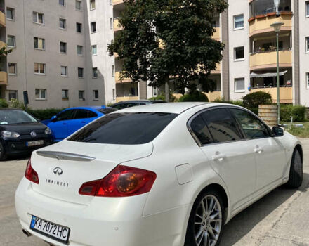 Белый Инфинити G25, объемом двигателя 2.5 л и пробегом 186 тыс. км за 10200 $, фото 5 на Automoto.ua