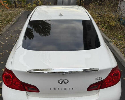 Белый Инфинити G25, объемом двигателя 2.5 л и пробегом 160 тыс. км за 11500 $, фото 9 на Automoto.ua