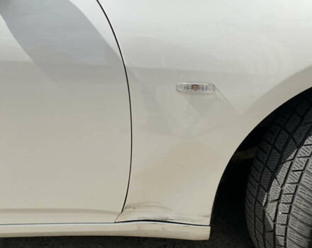 Белый Инфинити G25, объемом двигателя 2.5 л и пробегом 186 тыс. км за 10200 $, фото 15 на Automoto.ua