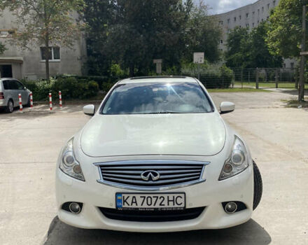 Белый Инфинити G25, объемом двигателя 2.5 л и пробегом 186 тыс. км за 10200 $, фото 1 на Automoto.ua
