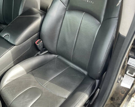 Черный Инфинити G25, объемом двигателя 2.5 л и пробегом 260 тыс. км за 9999 $, фото 12 на Automoto.ua