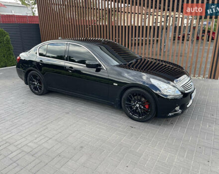 Черный Инфинити G25, объемом двигателя 2.5 л и пробегом 260 тыс. км за 9999 $, фото 3 на Automoto.ua