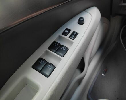 Черный Инфинити G25, объемом двигателя 2.5 л и пробегом 217 тыс. км за 7800 $, фото 10 на Automoto.ua