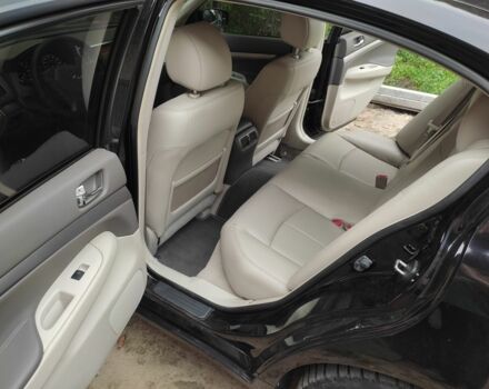 Черный Инфинити G25, объемом двигателя 2.5 л и пробегом 217 тыс. км за 7800 $, фото 7 на Automoto.ua