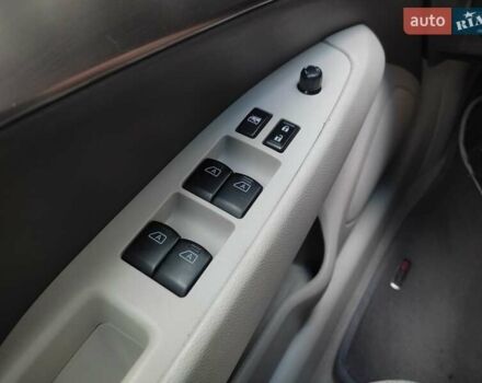 Черный Инфинити G25, объемом двигателя 2.5 л и пробегом 217 тыс. км за 7800 $, фото 12 на Automoto.ua