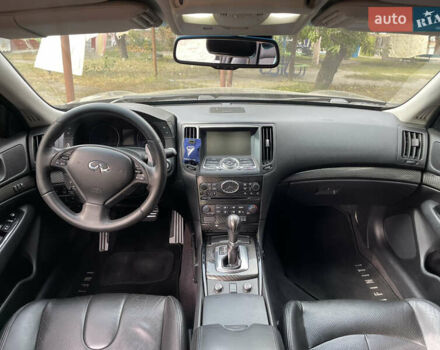 Черный Инфинити G25, объемом двигателя 2.5 л и пробегом 260 тыс. км за 9999 $, фото 9 на Automoto.ua