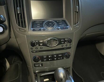 Черный Инфинити G25, объемом двигателя 2.5 л и пробегом 270 тыс. км за 9999 $, фото 7 на Automoto.ua