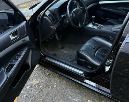 Чорний Інфініті G25, об'ємом двигуна 2.5 л та пробігом 173 тис. км за 10300 $, фото 9 на Automoto.ua