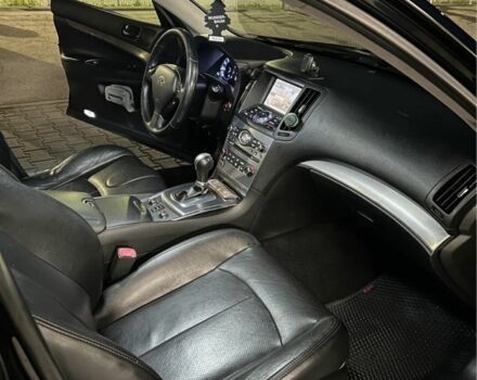 Чорний Інфініті G25, об'ємом двигуна 2.5 л та пробігом 185 тис. км за 9289 $, фото 5 на Automoto.ua