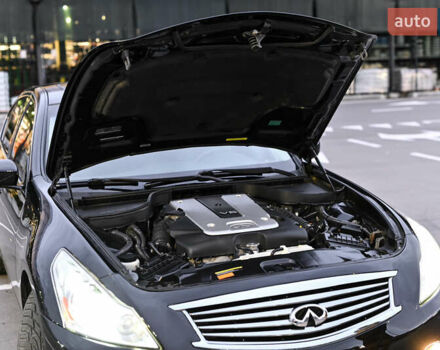 Черный Инфинити G25, объемом двигателя 2.5 л и пробегом 245 тыс. км за 11000 $, фото 32 на Automoto.ua