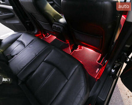 Черный Инфинити G25, объемом двигателя 2.5 л и пробегом 245 тыс. км за 11000 $, фото 48 на Automoto.ua