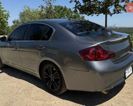 Серый Инфинити G25, объемом двигателя 2.48 л и пробегом 250 тыс. км за 10000 $, фото 5 на Automoto.ua