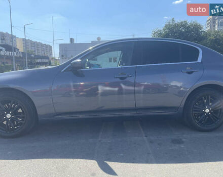 Серый Инфинити G25, объемом двигателя 2.5 л и пробегом 152 тыс. км за 9500 $, фото 2 на Automoto.ua