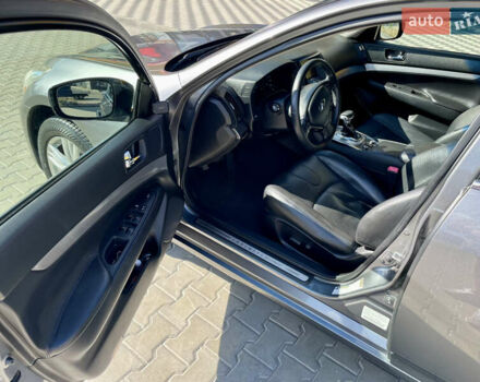 Серый Инфинити G25, объемом двигателя 2.5 л и пробегом 200 тыс. км за 10900 $, фото 10 на Automoto.ua