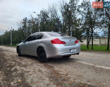 Серый Инфинити G25, объемом двигателя 2.5 л и пробегом 204 тыс. км за 7850 $, фото 4 на Automoto.ua