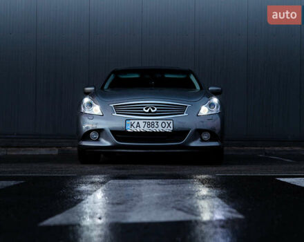 Серый Инфинити G25, объемом двигателя 2.5 л и пробегом 229 тыс. км за 9950 $, фото 1 на Automoto.ua