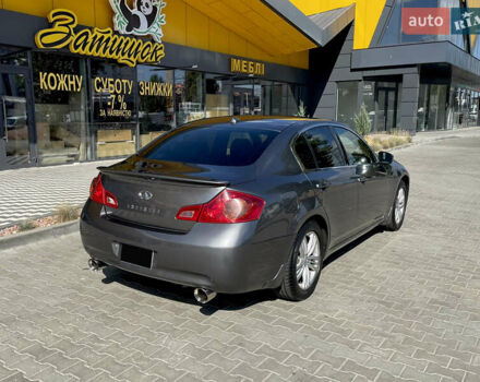 Серый Инфинити G25, объемом двигателя 2.5 л и пробегом 200 тыс. км за 10900 $, фото 2 на Automoto.ua