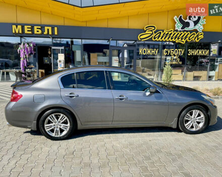 Серый Инфинити G25, объемом двигателя 2.5 л и пробегом 200 тыс. км за 10900 $, фото 6 на Automoto.ua