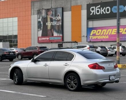 Інфініті G25 2011 у Полтаві на Automoto.ua Сірий Інфініті G25, об'ємом двигуна 2.5 л та пробігом 218 тис. км за 9500 $, фото 6 на Automoto.ua