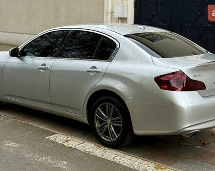 Серый Инфинити G25, объемом двигателя 2.5 л и пробегом 195 тыс. км за 9600 $, фото 8 на Automoto.ua