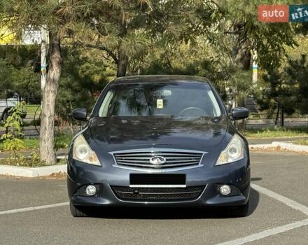 Серый Инфинити G25, объемом двигателя 2.5 л и пробегом 165 тыс. км за 9300 $, фото 1 на Automoto.ua