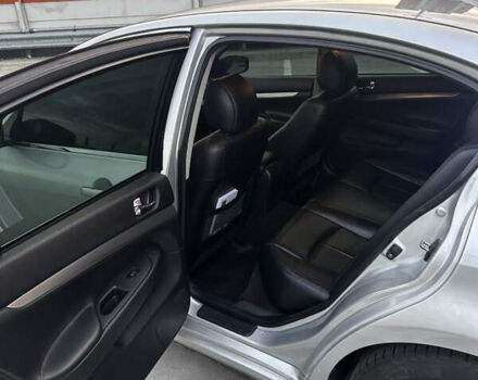 Серый Инфинити G25, объемом двигателя 2.5 л и пробегом 219 тыс. км за 8000 $, фото 7 на Automoto.ua