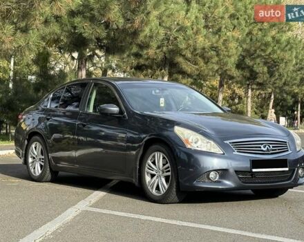 Серый Инфинити G25, объемом двигателя 2.5 л и пробегом 165 тыс. км за 9300 $, фото 2 на Automoto.ua