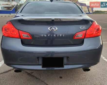 Серый Инфинити G25, объемом двигателя 2.5 л и пробегом 78 тыс. км за 10900 $, фото 4 на Automoto.ua